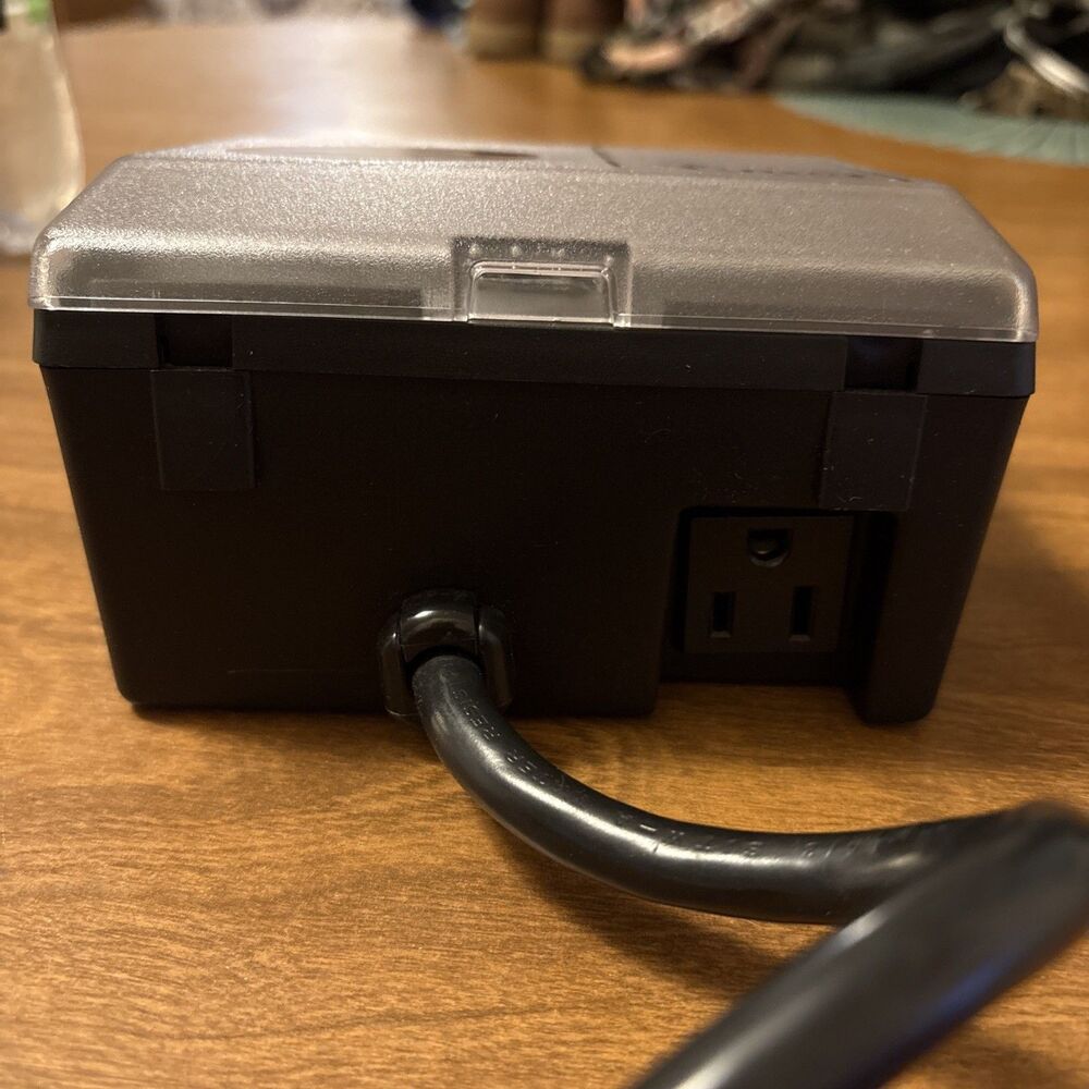 Intermatic HB11R Raintight Outdoor Program Timer TESTED - Picture 4 of 10